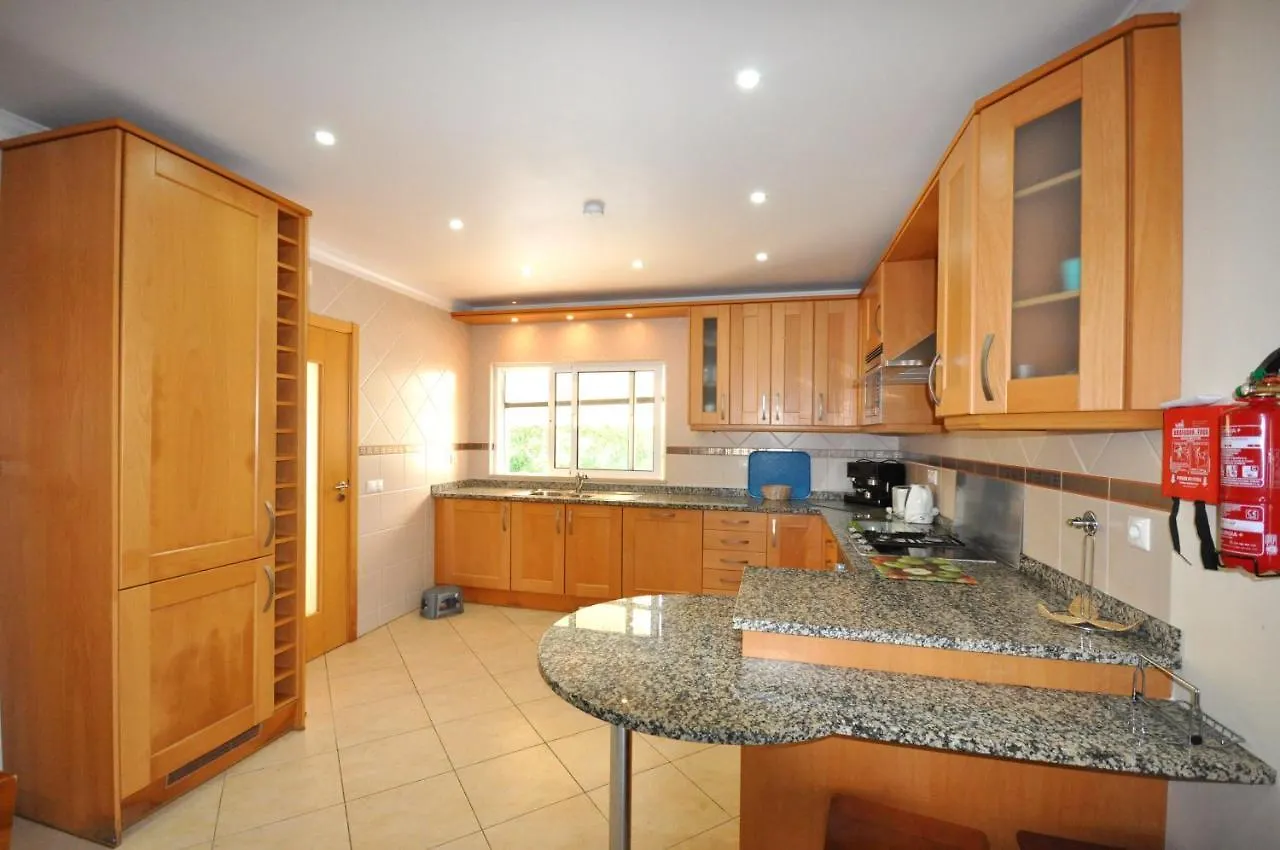 Large 3 Bedroom Private Pool Villa In Vilasol Resort Quarteira 0*,