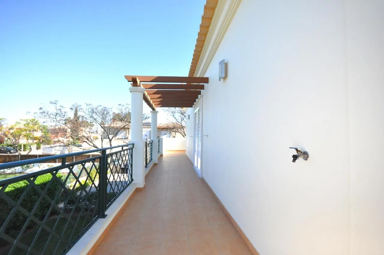 Large 3 Bedroom Private Pool Villa In Vilasol Resort クアルテイラ ポルトガル